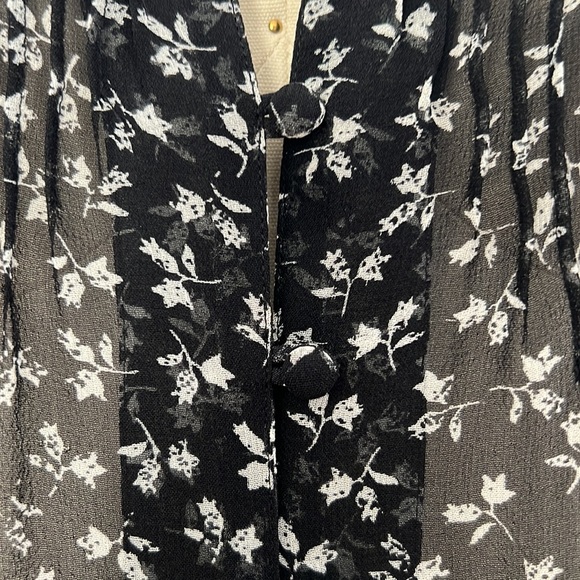JOIE Ditsy Floral Pleated Blouse - Size Small - Picture 6 of 16